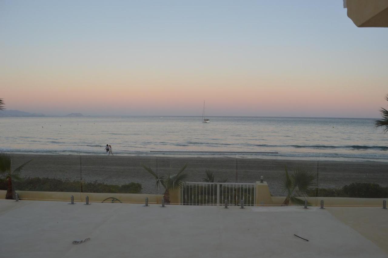 Excepcional Apartamento Amanecer Al Borde De Playa Y Mar, En Chalet Roquetes Аликанте Экстерьер фото